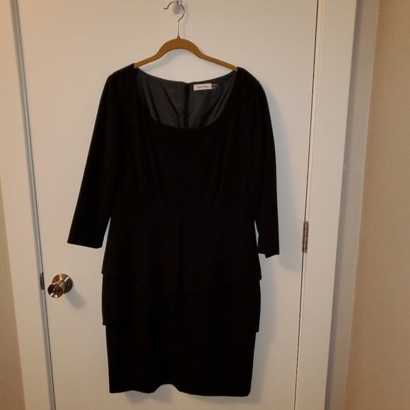 𝅺CALVIN Klein Size 14 Tiered Little Black Dress - Picture 1 of 6